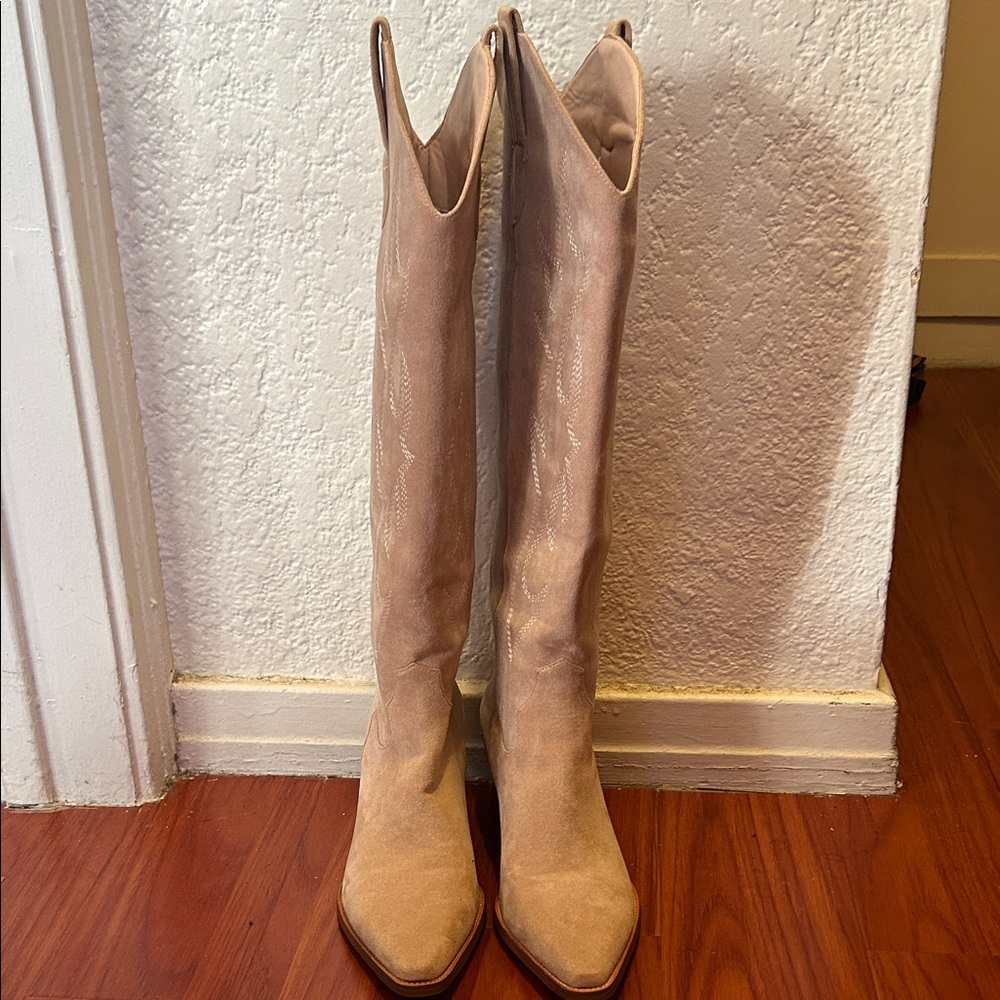Chic Over the Knee Tan Boots